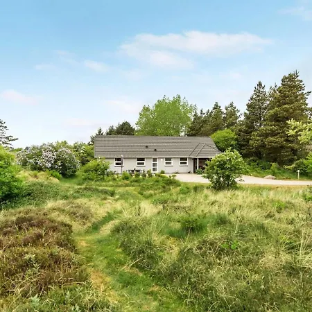 Vicky - 4km From The Sea By Interhome