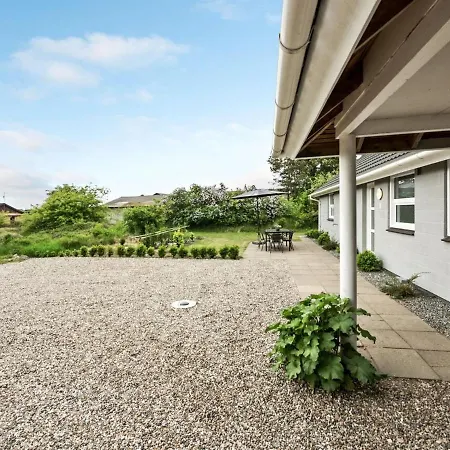 בית נופש Vicky - 4km From The Sea By Interhome *